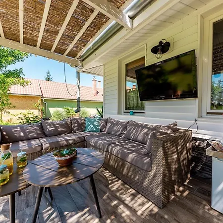 Holiday home Berrybay Balatonkeresztur