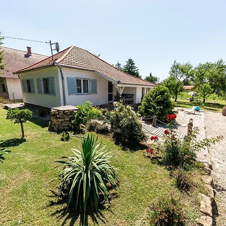 Feriehus Berrybay *